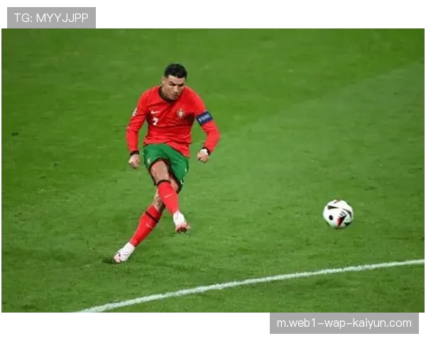 C罗腿筋伤情引关注 三月友谊赛缺席恐影响世界杯前合练